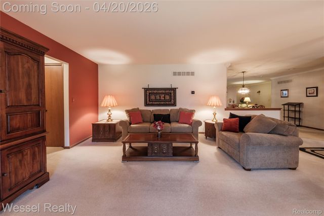 53659 Wolf Drive, Shelby Charter Township, MI 48316