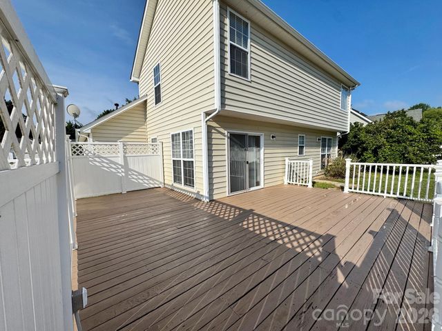 12601 Cumberland Crest Drive, Huntersville, NC 28078