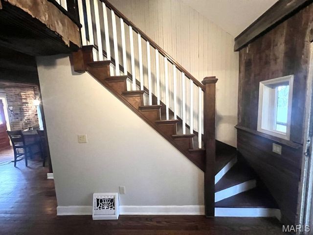 355 Dietrich Road, Ballwin, MO 63021