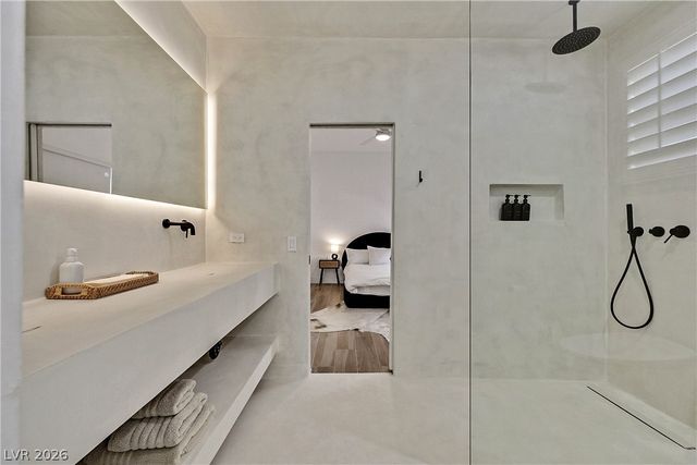 360 Hedgehope Drive, Las Vegas, NV 89183