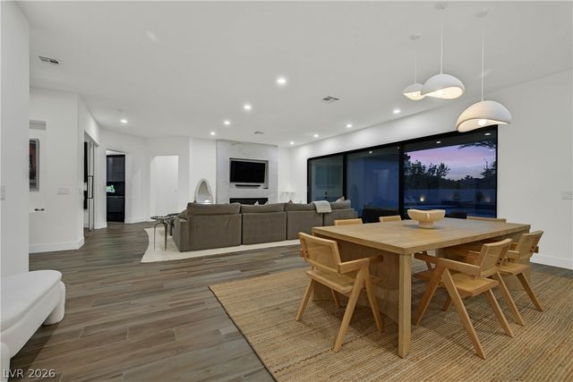 360 Hedgehope Drive, Las Vegas, NV 89183