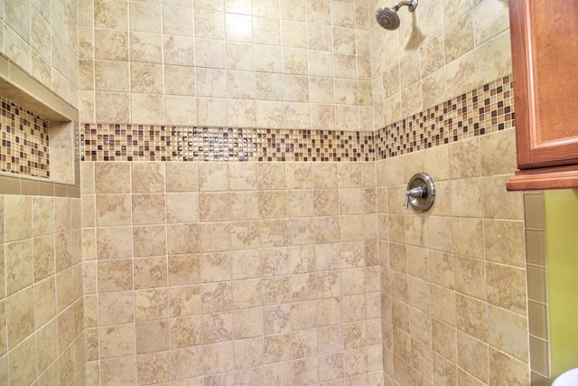 6732 68TH STREET N, Pinellas Park, FL 33781