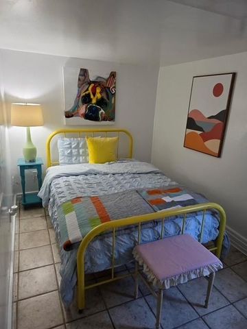 1220 Avenue K, Galveston, TX 77550