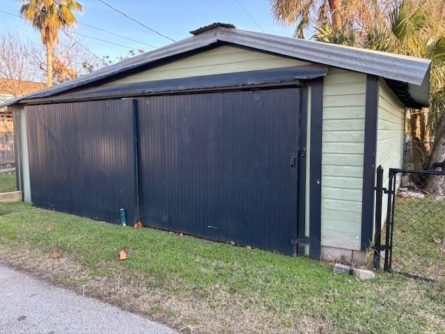 1220 Avenue K, Galveston, TX 77550