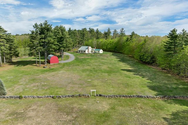 65 Effingham Road, Ossipee, NH 03864
