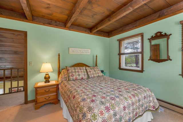 65 Effingham Road, Ossipee, NH 03864