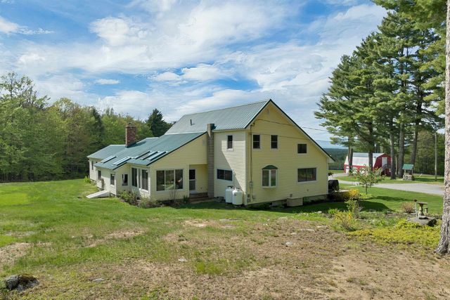 65 Effingham Road, Ossipee, NH 03864