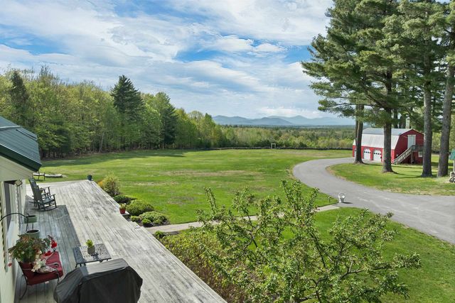 65 Effingham Road, Ossipee, NH 03864
