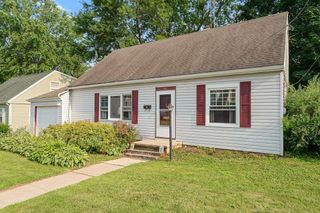 331 Badger Drive, Baraboo, WI 53913