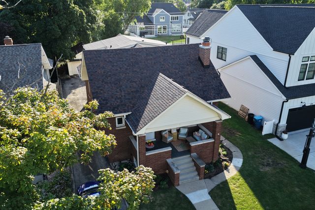 283 N Michigan Avenue, Elmhurst, IL 60126
