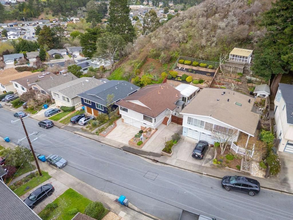 Image 34 of property listing at 1536 Valdez Way, Pacifica, CA 94044