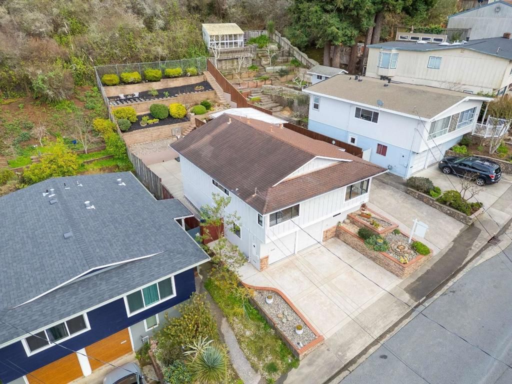 Image 37 of property listing at 1536 Valdez Way, Pacifica, CA 94044