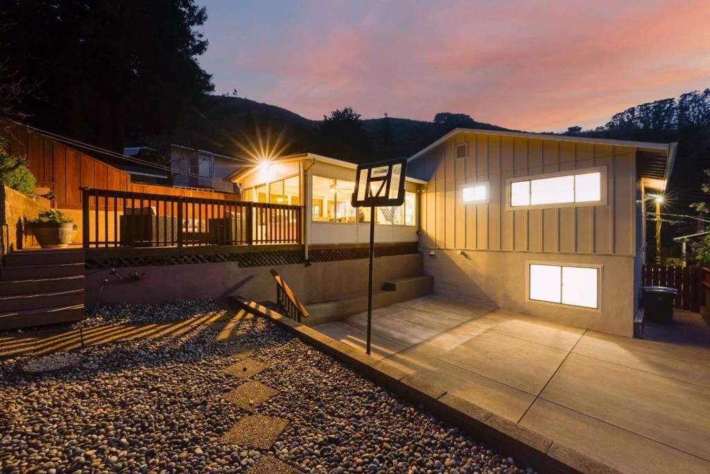 Image 57 of property listing at 1536 Valdez Way, Pacifica, CA 94044