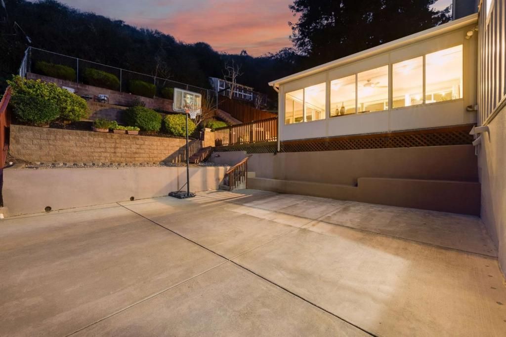 Image 58 of property listing at 1536 Valdez Way, Pacifica, CA 94044