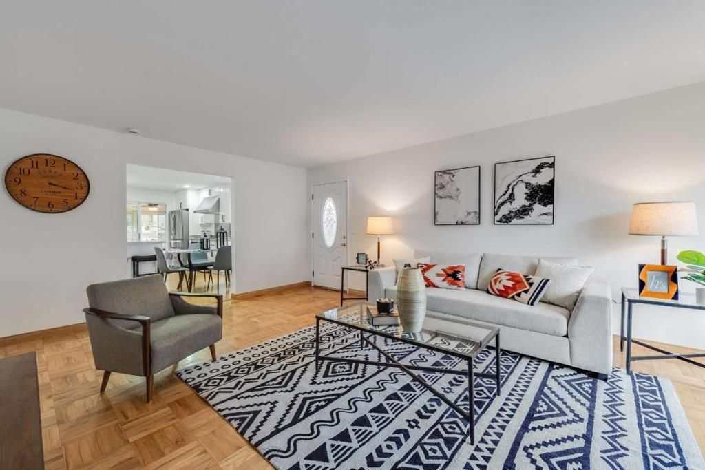 Image 6 of property listing at 1536 Valdez Way, Pacifica, CA 94044