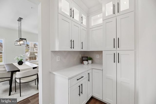 1823 COLT LN, Frederick, MD 21702