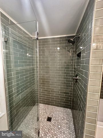 2281 DOSINIA CT, Reston, VA 20191
