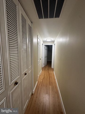 2281 DOSINIA CT, Reston, VA 20191