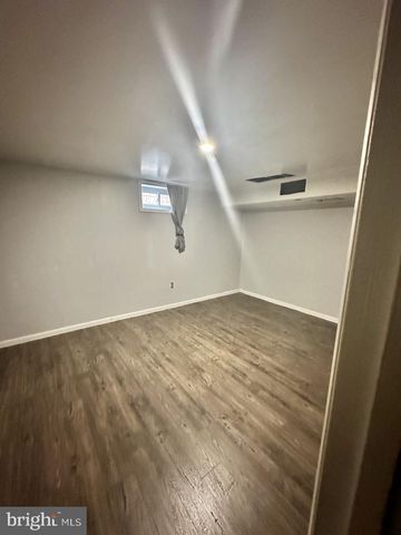 2281 DOSINIA CT, Reston, VA 20191