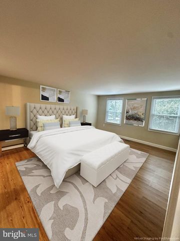 2281 DOSINIA CT, Reston, VA 20191
