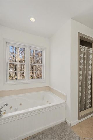 8530 Pineview Lake Drive, Linden, MI 48451