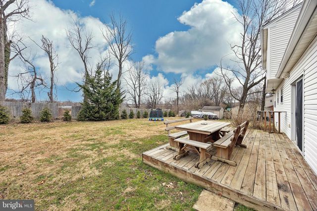 938 KINGSWAY DR, Coatesville, PA 19320