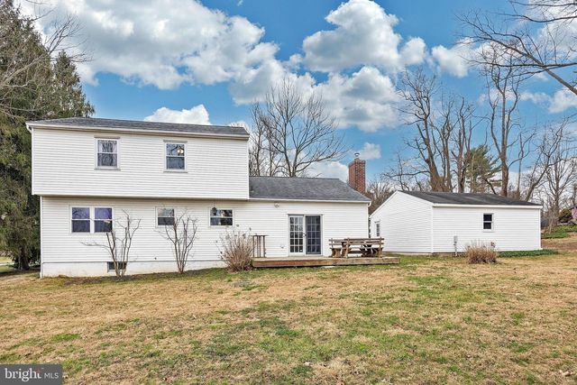 938 KINGSWAY DR, Coatesville, PA 19320