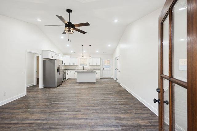 185 Stonewall Hwy, Carthage, TN 37030