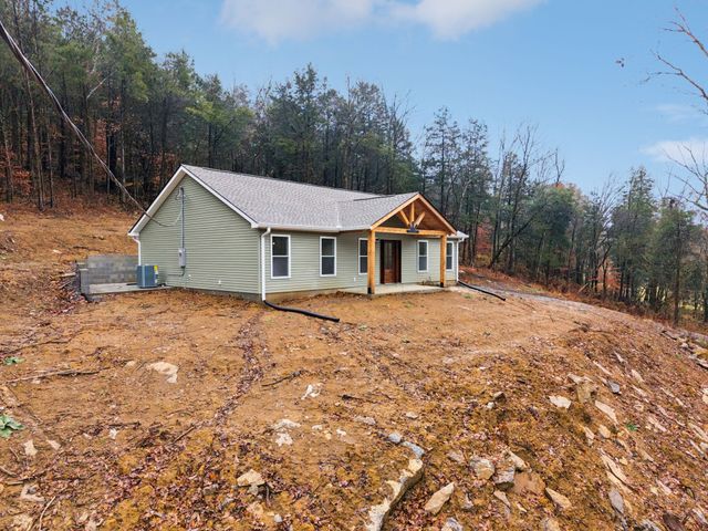 185 Stonewall Hwy, Carthage, TN 37030