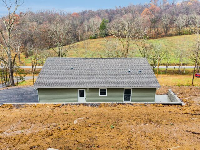 185 Stonewall Hwy, Carthage, TN 37030