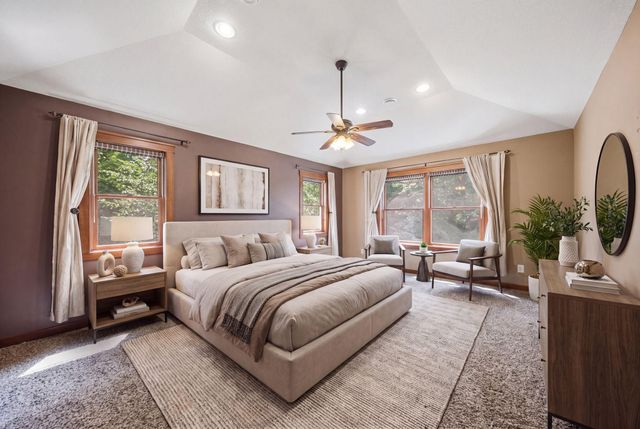 317 Meadow Ridge Court, Hudson, WI 54016