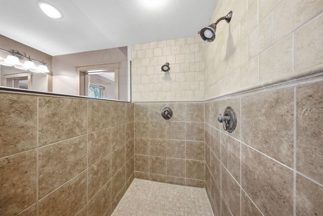 317 Meadow Ridge Court, Hudson, WI 54016