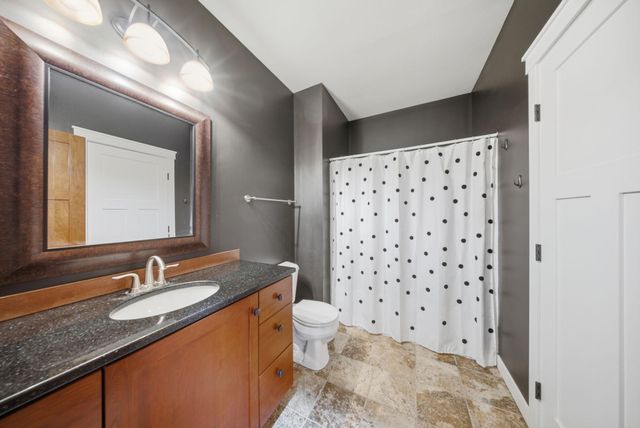 317 Meadow Ridge Court, Hudson, WI 54016
