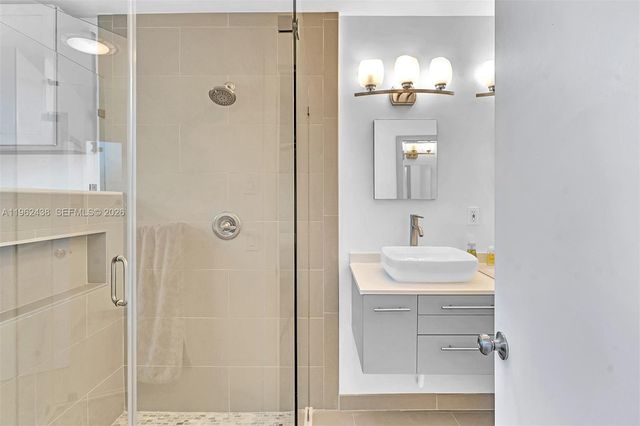 3437 Buchanan Street, Hollywood, FL 33021