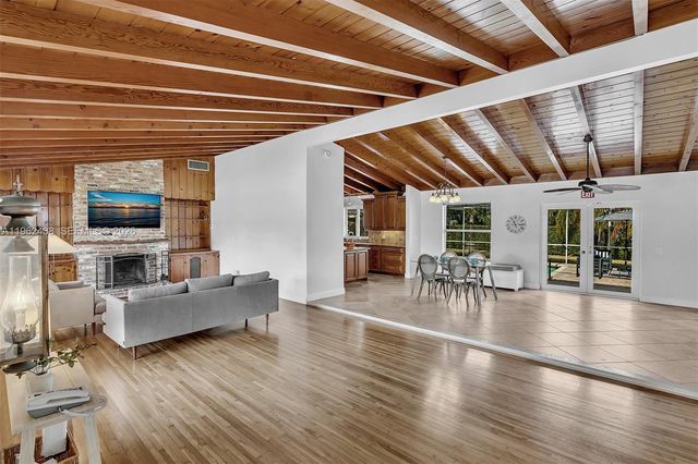 3437 Buchanan Street, Hollywood, FL 33021