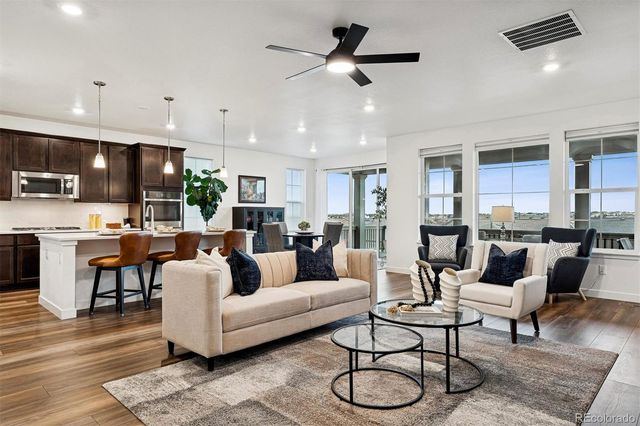 8500 S Riviera Court, Aurora, CO 80016