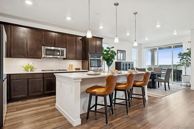 8500 S Riviera Court, Aurora, CO 80016