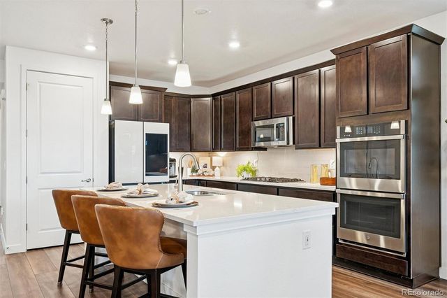 8500 S Riviera Court, Aurora, CO 80016