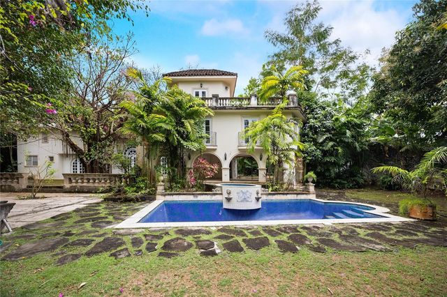 Urb. San Patricio RIVERA FERRER ST. 30, Guaynabo, PR 00966