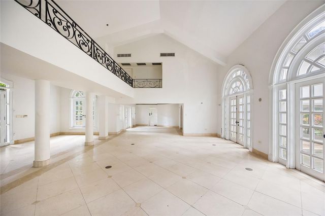 Urb. San Patricio RIVERA FERRER ST. 30, Guaynabo, PR 00966