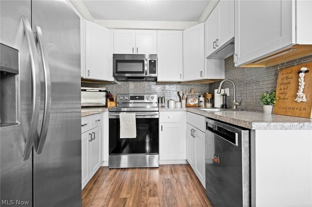 1244 N Carpenter Road, Brunswick, OH 44212