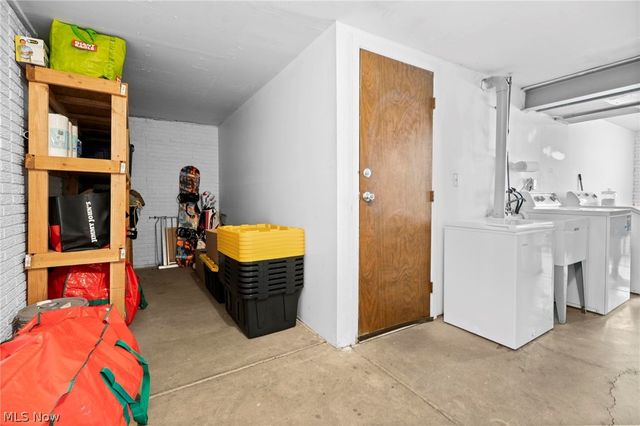 1244 N Carpenter Road, Brunswick, OH 44212