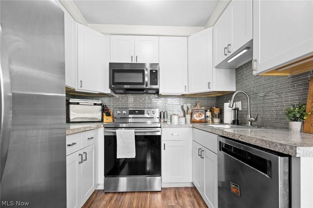 1244 N Carpenter Road, Brunswick, OH 44212