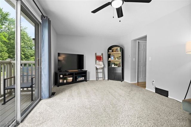 1244 N Carpenter Road, Brunswick, OH 44212