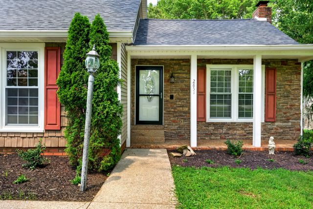 2851 Lawry Ln, Clarksville, TN 37043