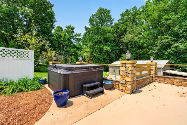 2851 Lawry Ln, Clarksville, TN 37043