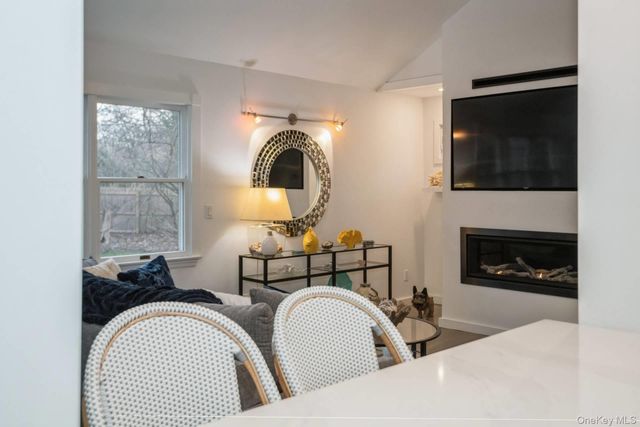 364 Three Mile Harbor Road, East Hampton, NY 11937