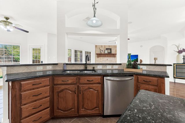 333 Green Acres Drive, Murphy, TX 75094