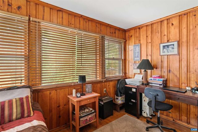 908 ROCKLAND AVE, Charlottesville, VA 22902