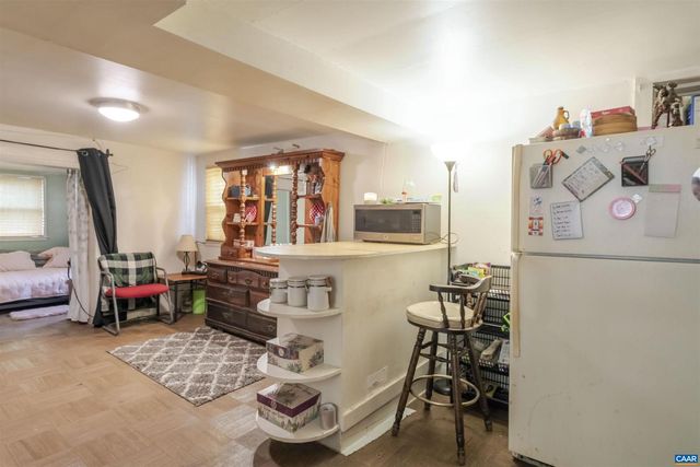908 ROCKLAND AVE, Charlottesville, VA 22902